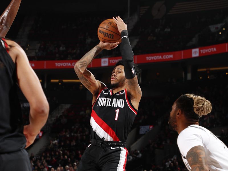 PORTLAND, OR - JANUARY 14: Anfernee Simons #1 of the Portland Trail Blazers shoots the ball during the game against the Brooklyn Nets on January 14, 2025 at the Moda Center Arena in Portland, Oregon. NOTE TO USER: User expressly acknowledges and agrees that, by downloading and or using this photograph, user is consenting to the terms and conditions of the Getty Images License Agreement. Mandatory Copyright Notice: Copyright 2025 NBAE (Photo by Cameron Browne/NBAE via Getty Images)