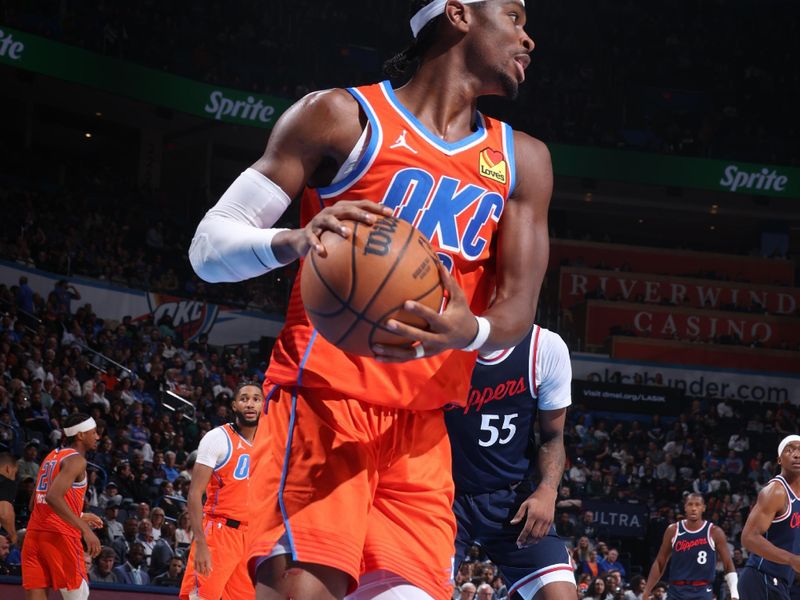 OKLAHOMA CITY, OK - NOVEMBER 11: Shai Gilgeous-Alexander #2 of the Oklahoma City Thunder handles the ball during the game against the LA Clippers on November 11, 2024 at Paycom Center in Oklahoma City, Oklahoma. NOTE TO USER: User expressly acknowledges and agrees that, by downloading and or using this photograph, User is consenting to the terms and conditions of the Getty Images License Agreement. Mandatory Copyright Notice: Copyright 2024 NBAE (Photo by Nathaniel S. Butler/NBAE via Getty Images)