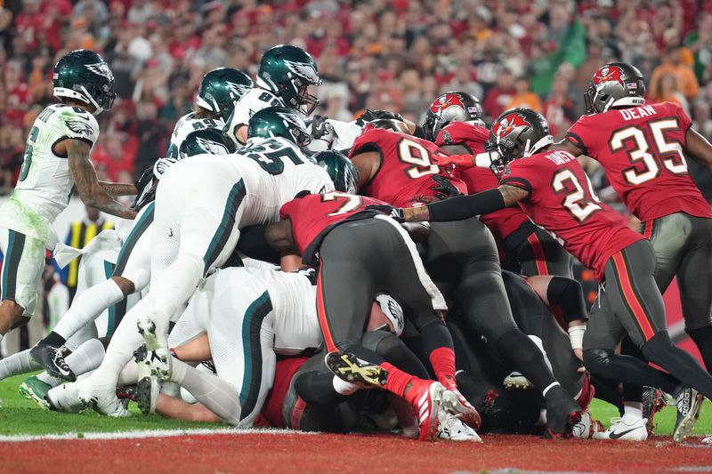 Philadelphia Eagles fails to convert a two point conversion during an NFL wild-card playoff football game against the Tampa Bay Buccaneers, Monday, Jan. 15, 2024 in Tampa, Fla. (AP Photo/Peter Joneleit)