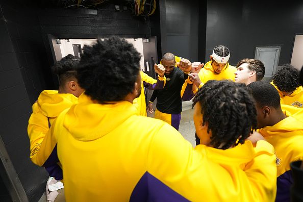 PHILADELPHIA, PA - NOVEMBER 27: The Los Angeles Lakers huddle up before the game against the Philadelphia 76ers on November 27, 2023 at the Wells Fargo Center in Philadelphia, Pennsylvania NOTE TO USER: User expressly acknowledges and agrees that, by downloading and/or using this Photograph, user is consenting to the terms and conditions of the Getty Images License Agreement. Mandatory Copyright Notice: Copyright 2023 NBAE (Photo by Jesse D. Garrabrant/NBAE via Getty Images)