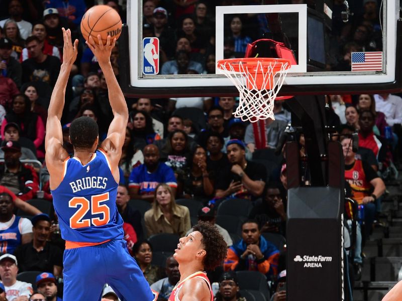 ATLANTA, GA - NOVEMBER 6: Mikal Bridges #25 of the New York Knicks shoots the ball during the game against the Atlanta Hawks during a regular season game on November 6, 2024 at State Farm Arena in Atlanta, Georgia.  NOTE TO USER: User expressly acknowledges and agrees that, by downloading and/or using this Photograph, user is consenting to the terms and conditions of the Getty Images License Agreement. Mandatory Copyright Notice: Copyright 2024 NBAE (Photo by Scott Cunningham/NBAE via Getty Images)