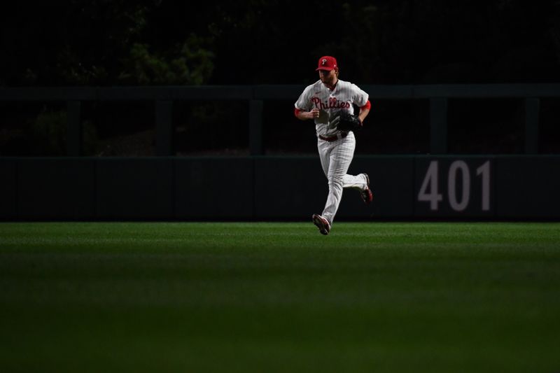 Aug 28, 2023; Philadelphia, Pennsylvania, USA; Philadelphia Phillies relief pitcher Craig Kimbrel (31) enters the game before the ninth inning against the Los Angeles Angels at Citizens Bank Park. Mandatory Credit: Eric Hartline-USA TODAY Sports