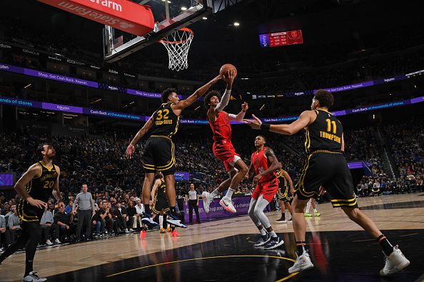 SAN FRANCISCO, CA - DECEMBER 23: Matisse Thybulle #4 of the Portland Trail Blazers shoots the ball during the game against the Golden State Warriors on December 23, 2023 at Chase Center in San Francisco, California. NOTE TO USER: User expressly acknowledges and agrees that, by downloading and or using this photograph, user is consenting to the terms and conditions of Getty Images License Agreement. Mandatory Copyright Notice: Copyright 2023 NBAE (Photo by Noah Graham/NBAE via Getty Images)