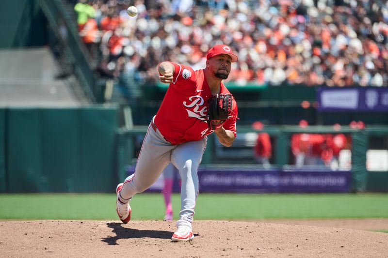 May 12, 2024; San Francisco, California, USA; Cincinnati Reds starting pitcher Frankie Montas (47) throws a pitch against the San Francisco Giants during the first inning at Oracle Park. Mandatory Credit: Robert Edwards-USA TODAY Sports