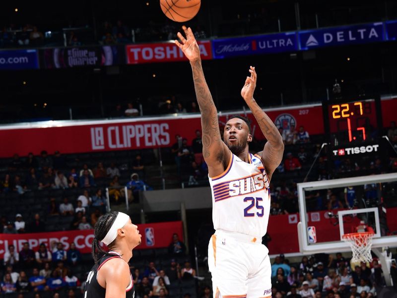 LOS ANGELES, CA - APRIL 10: Nassir Little #25 of the Phoenix Suns shoots the ball during the game against the LA Clippers on April 10, 2024 at Crypto.Com Arena in Los Angeles, California. NOTE TO USER: User expressly acknowledges and agrees that, by downloading and/or using this Photograph, user is consenting to the terms and conditions of the Getty Images License Agreement. Mandatory Copyright Notice: Copyright 2024 NBAE (Photo by Adam Pantozzi/NBAE via Getty Images)