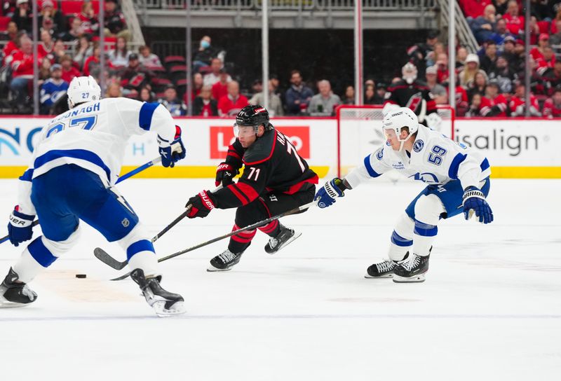 Tampa Bay Lightning vs Carolina Hurricanes: Spotlight on Brayden Point