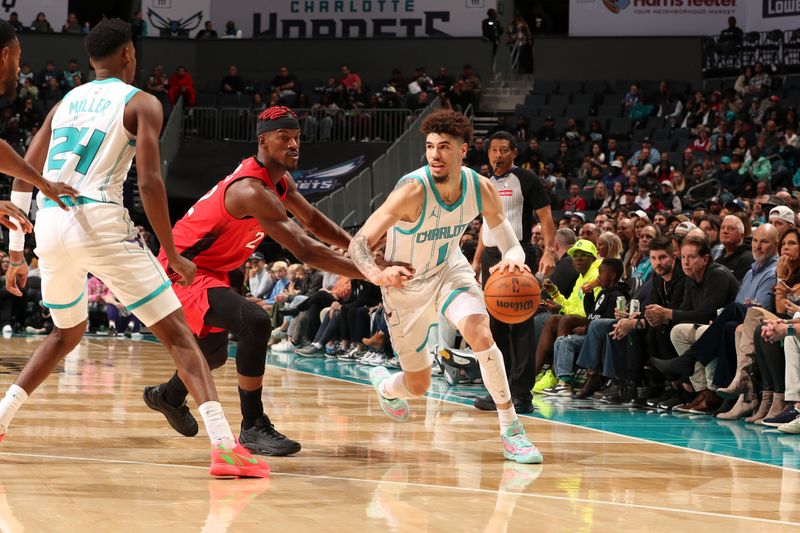 CHARLOTTE, NC - NOVEMBER 27:  LaMelo Ball #1 of the Charlotte Hornets dribbles the ball during the game against the Miami Heat on November 27, 2024 at Spectrum Center in Charlotte, North Carolina. NOTE TO USER: User expressly acknowledges and agrees that, by downloading and or using this photograph, User is consenting to the terms and conditions of the Getty Images License Agreement. Mandatory Copyright Notice: Copyright 2024 NBAE (Photo by Kent Smith/NBAE via Getty Images)