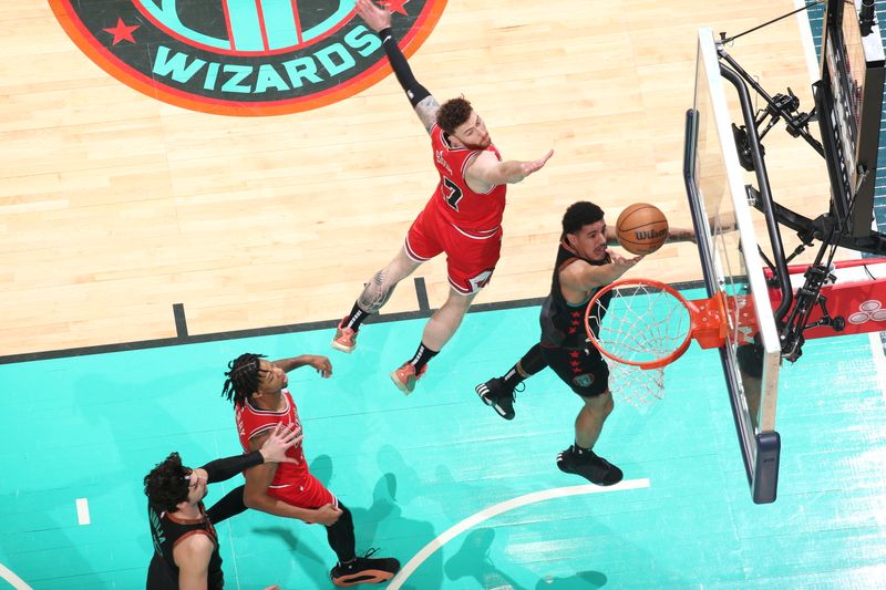 WASHINGTON, DC -? APRIL 12: Johnny Davis #1 of the Washington Wizards shoots the ball during the game against the Chicago Bulls on April 12, 2024 at Capital One Arena in Washington, DC. NOTE TO USER: User expressly acknowledges and agrees that, by downloading and or using this Photograph, user is consenting to the terms and conditions of the Getty Images License Agreement. Mandatory Copyright Notice: Copyright 2024 NBAE (Photo by Stephen Gosling/NBAE via Getty Images)