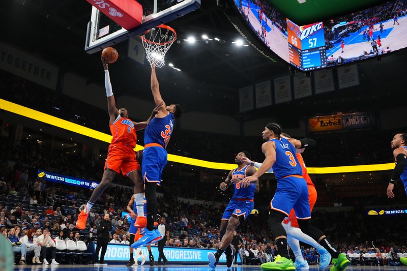 OKLAHOMA CITY, OK - JANUARY 3:  Jalen Williams #8 of the Oklahoma City Thunder shoots the ball during the game against the New York Knicks on January 3, 2025 at Paycom Center in Oklahoma City, Oklahoma. NOTE TO USER: User expressly acknowledges and agrees that, by downloading and or using this photograph, User is consenting to the terms and conditions of the Getty Images License Agreement. Mandatory Copyright Notice: Copyright 2025 NBAE (Photo by Cooper Neill/NBAE via Getty Images)