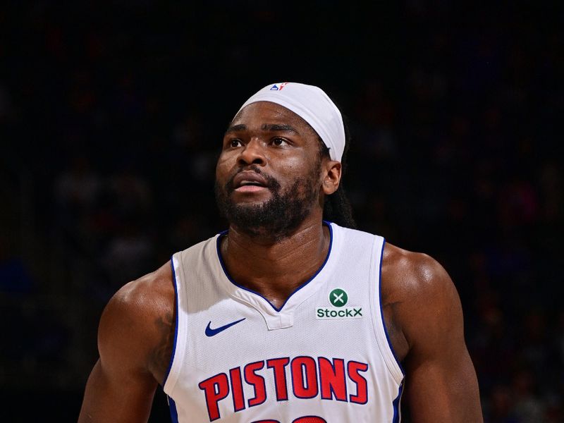 DETROIT, MI - FEBRUARY 3:  Isaiah Stewart #28 of the Detroit Pistons shoots a free throw during the game against the Atlanta Hawks on February 3, 2025 at Little Caesars Arena in Detroit, Michigan. NOTE TO USER: User expressly acknowledges and agrees that, by downloading and/or using this photograph, User is consenting to the terms and conditions of the Getty Images License Agreement. Mandatory Copyright Notice: Copyright 2025 NBAE (Photo by Chris Schwegler/NBAE via Getty Images)