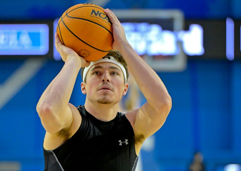 Dec 22, 2023; Los Angeles, California, USA; Colorado State Rams guard Joe Palmer (20) warms up prior to the game against the Loyola Marymount Lions at Gersten Pavilion. Mandatory Credit: Jayne Kamin-Oncea-USA TODAY Sports