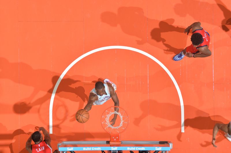 SAN ANTONIO, TX - DECEMBER 8: Harrison Barnes #40 of the San Antonio Spurs drives to the basket during the game against the New Orleans Pelicans on December 8, 2024 at the Frost Bank Center in San Antonio, Texas. NOTE TO USER: User expressly acknowledges and agrees that, by downloading and or using this photograph, user is consenting to the terms and conditions of the Getty Images License Agreement. Mandatory Copyright Notice: Copyright 2024 NBAE (Photos by Michael Gonzales/NBAE via Getty Images)