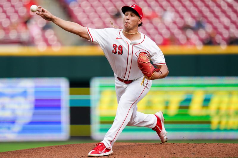 Aug 29, 2024; Cincinnati, Ohio, USA;  Cincinnati Reds pitcher Julian Aguiar (39) throws a pitch during the first inning of the MLB game between the Cincinnati Reds and Oakland Athletics, Thursday, Aug. 29, 2024, at Cintas Center in Cincinnati. Mandatory Credit: Frank Bowen IV/The Cincinnati Enquirer-USA TODAY Sports