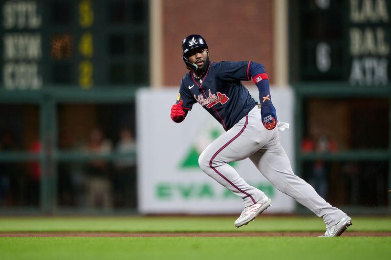 Jun 6, 2025; San Francisco, California, USA; Atlanta Braves center fielder Michael Harris II (23) runs toward second base against the San Francisco Giants during the sixth inning at Oracle Park. Mandatory Credit: Robert Edwards-Imagn Images