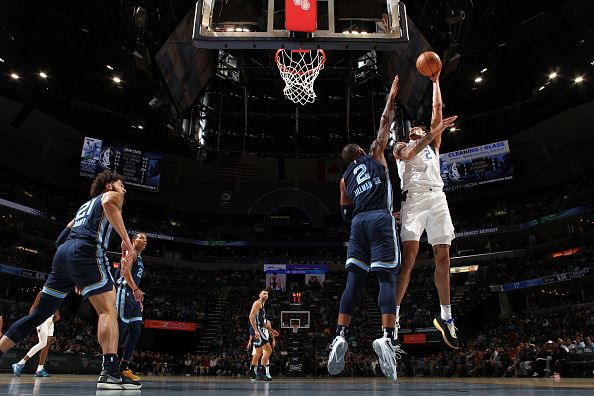 MEMPHIS, TN - OCTOBER 30: Dereck Lively II #2 of the Dallas Mavericks shoots the ball during the game against the Memphis Grizzlies on October 30, 2023 at FedExForum in Memphis, Tennessee. NOTE TO USER: User expressly acknowledges and agrees that, by downloading and or using this photograph, User is consenting to the terms and conditions of the Getty Images License Agreement. Mandatory Copyright Notice: Copyright 2023 NBAE (Photo by Joe Murphy/NBAE via Getty Images)