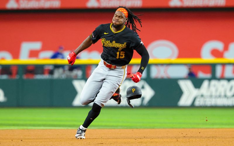 Aug 20, 2024; Arlington, Texas, USA; Pittsburgh Pirates designated hitter Oneil Cruz (15) runs the bases after hitting an rbi triple during the fourth inning against the Texas Rangers at Globe Life Field. Mandatory Credit: Kevin Jairaj-USA TODAY Sports