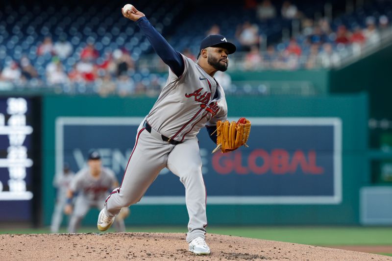 Sep 10, 2024; Washington, District of Columbia, USA; Atlanta Braves starting pitcher Reynaldo Lopez (40) pitches against the Washington Nationals during the first inning at Nationals Park. Mandatory Credit: Geoff Burke-Imagn Images