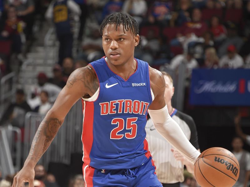 CLEVELAND, OH - OCTOBER 25: Marcus Sasser #25 of the Detroit Pistons dribbles the ball during the game against the Cleveland Cavaliers on October 25, 2024 at Rocket Mortgage FieldHouse in Cleveland, Ohio. NOTE TO USER: User expressly acknowledges and agrees that, by downloading and/or using this Photograph, user is consenting to the terms and conditions of the Getty Images License Agreement. Mandatory Copyright Notice: Copyright 2024 NBAE (Photo by David Liam Kyle/NBAE via Getty Images)