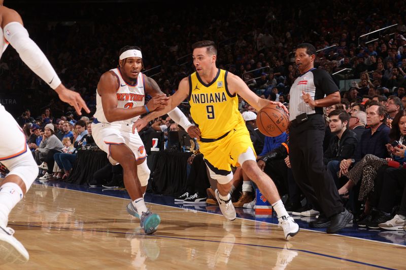 NEW YORK, NY - OCTOBER 25: T.J. McConnell #9 of the Indiana Pacers drives to the basket during the game against the New York Knicks on October 25, 2024 at Madison Square Garden in New York City, New York.  NOTE TO USER: User expressly acknowledges and agrees that, by downloading and or using this photograph, User is consenting to the terms and conditions of the Getty Images License Agreement. Mandatory Copyright Notice: Copyright 2024 NBAE  (Photo by David L. Nemec/NBAE via Getty Images)