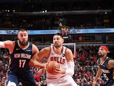 CHICAGO, IL - DECEMBER 2: Nikola Vucevic #9 of the Chicago Bulls drives to the basket during the game against the New Orleans Pelicans on December 2, 2023 at United Center in Chicago, Illinois. NOTE TO USER: User expressly acknowledges and agrees that, by downloading and or using this photograph, User is consenting to the terms and conditions of the Getty Images License Agreement. Mandatory Copyright Notice: Copyright 2023 NBAE (Photo by Jeff Haynes/NBAE via Getty Images)