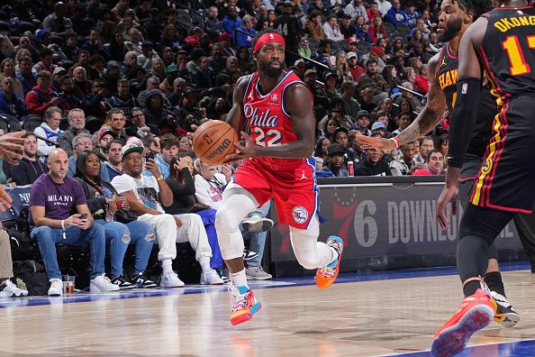 PHILADELPHIA, PA - DECEMBER 8: Patrick Beverley #22 of the Philadelphia 76ers dribbles the ball during the game against the Atlanta Hawks on December 8, 2023 at the Wells Fargo Center in Philadelphia, Pennsylvania NOTE TO USER: User expressly acknowledges and agrees that, by downloading and/or using this Photograph, user is consenting to the terms and conditions of the Getty Images License Agreement. Mandatory Copyright Notice: Copyright 2023 NBAE (Photo by Jesse D. Garrabrant/NBAE via Getty Images)