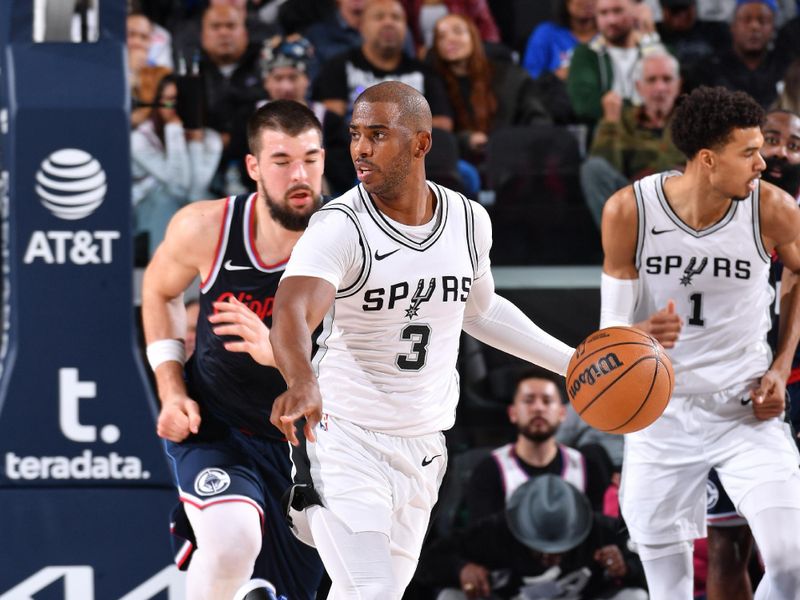 INGLEWOOD, CA - NOVEMBER 4: Chris Paul #3 of the San Antonio Spurs dribbles the ball during the game against the LA Clippers on November 4, 2024 at Intuit Dome in Los Angeles, California. NOTE TO USER: User expressly acknowledges and agrees that, by downloading and/or using this Photograph, user is consenting to the terms and conditions of the Getty Images License Agreement. Mandatory Copyright Notice: Copyright 2024 NBAE (Photo by Juan Ocampo/NBAE via Getty Images)