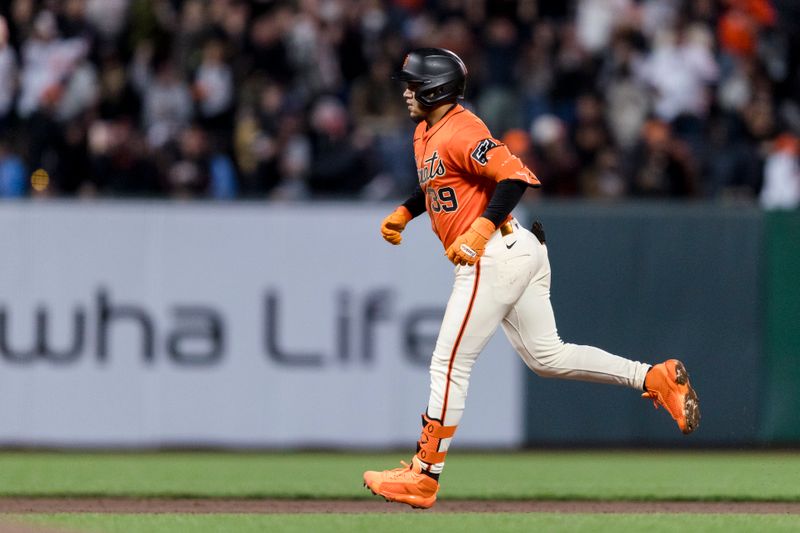 May 17, 2024; San Francisco, California, USA; San Francisco Giants second baseman Thairo Estrada (39) runs the bases after hitting a three-run home run against the Colorado Rockies during the fifth inning at Oracle Park. Mandatory Credit: John Hefti-USA TODAY Sports