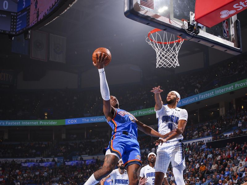 OKLAHOMA CITY, OK - NOVEMBER 4:  Jalen Williams #8 of the Oklahoma City Thunder shoots the ball during the game against the Orlando Magic on November 4, 2024 at Paycom Center in Oklahoma City, Oklahoma. NOTE TO USER: User expressly acknowledges and agrees that, by downloading and or using this photograph, User is consenting to the terms and conditions of the Getty Images License Agreement. Mandatory Copyright Notice: Copyright 2024 NBAE (Photo by Zach Beeker/NBAE via Getty Images)