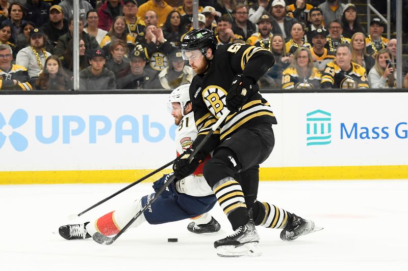 Top Scorers Pastrnak and Barkov Face Off as Boston Bruins Meet Florida Panthers