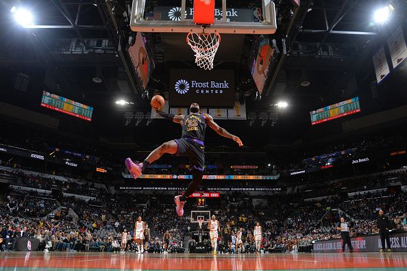 SAN ANTONIO, TX - DECEMBER 15: LeBron James #23 of the Los Angeles Lakers dunks the ball during the game against the San Antonio Spurs on December 15, 2023 at the Frost Bank Center in San Antonio, Texas. NOTE TO USER: User expressly acknowledges and agrees that, by downloading and or using this photograph, user is consenting to the terms and conditions of the Getty Images License Agreement. Mandatory Copyright Notice: Copyright 2023 NBAE (Photos by Michael Gonzales/NBAE via Getty Images)