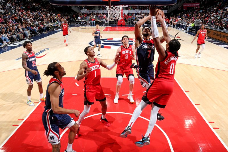 WASHINGTON, DC -? APRIL 9: Jordan Goodwin #7 of the Washington Wizards drives to the basket against the Houston Rockets on April 9, 2023 at Capital One Arena in Washington, DC. NOTE TO USER: User expressly acknowledges and agrees that, by downloading and or using this Photograph, user is consenting to the terms and conditions of the Getty Images License Agreement. Mandatory Copyright Notice: Copyright 2023 NBAE (Photo by Stephen Gosling/NBAE via Getty Images)