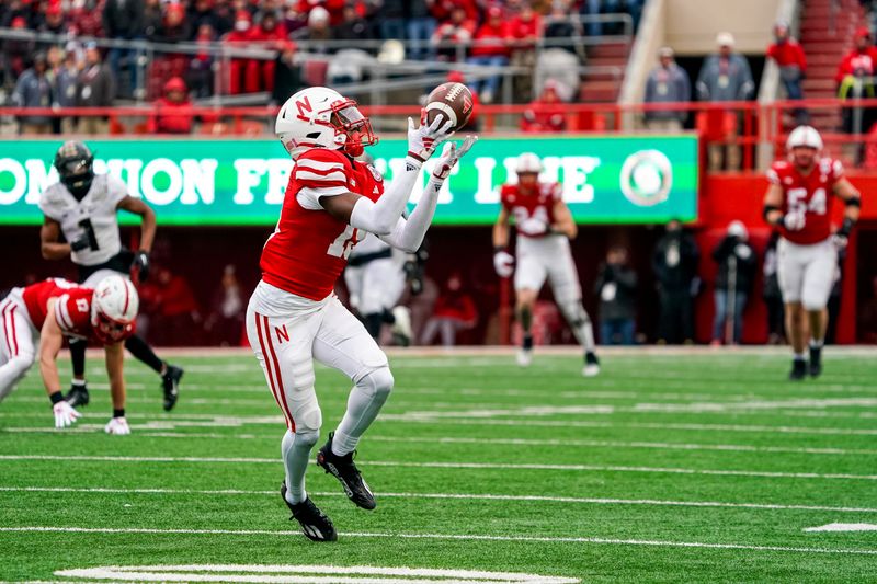 Clash at Kinnick Stadium: Nebraska Cornhuskers Take on Iowa Hawkeyes in College Football Showdown