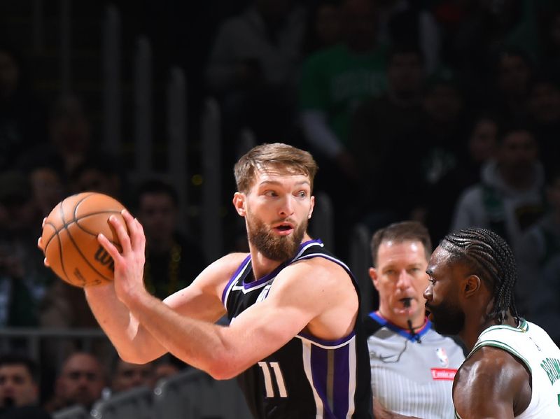 BOSTON, MA - JANUARY 10: Domantas Sabonis #11 of the Sacramento Kings handles the ball during the game against the Boston Celtics on January 10, 2025 at TD Garden in Boston, Massachusetts. NOTE TO USER: User expressly acknowledges and agrees that, by downloading and/or using this Photograph, user is consenting to the terms and conditions of the Getty Images License Agreement. Mandatory Copyright Notice: Copyright 2025 NBAE (Photo by Brian Babineau/NBAE via Getty Images)