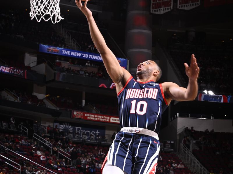 HOUSTON, TX - FEBRUARY 3: Eric Gordon #10 of the Houston Rockets shoots the ball during the game against the Toronto Raptors on February 3, 2023 at the Toyota Center in Houston, Texas. NOTE TO USER: User expressly acknowledges and agrees that, by downloading and or using this photograph, User is consenting to the terms and conditions of the Getty Images License Agreement. Mandatory Copyright Notice: Copyright 2023 NBAE (Photo by Logan Riely/NBAE via Getty Images)