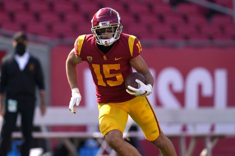 USC Trojans' Gage Roy Prepares to Lead Against Iowa Hawkeyes in Anticipated Showdown