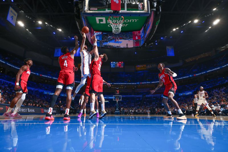 OKLAHOMA CITY, OK - OCTOBER 9: Chet Holmgren #7 of the Oklahoma City Thunder shoots the ball during the game against the Houston Rockets during a NBA pre season game on October 9, 2024 at Paycom Center in Oklahoma City, Oklahoma. NOTE TO USER: User expressly acknowledges and agrees that, by downloading and or using this photograph, User is consenting to the terms and conditions of the Getty Images License Agreement. Mandatory Copyright Notice: Copyright 2024 NBAE (Photo by Zach Beeker/NBAE via Getty Images)