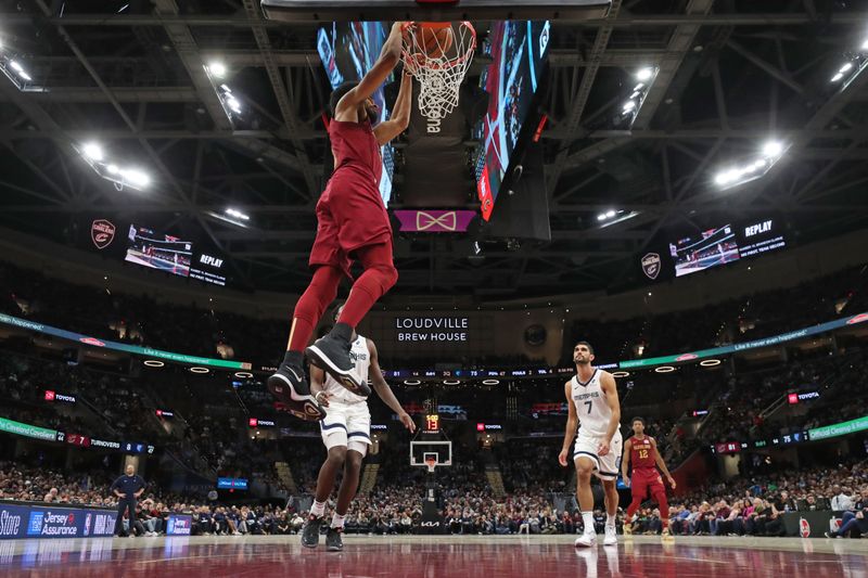 CLEVELAND, OH - FEBRUARY 23: Jarrett Allen #31 of the Cleveland Cavaliers dunks the ball during the game against the Memphis Grizzlies on February 23, 2025 at Rocket Arena in Cleveland, Ohio. NOTE TO USER: User expressly acknowledges and agrees that, by downloading and/or using this Photograph, user is consenting to the terms and conditions of the Getty Images License Agreement. Mandatory Copyright Notice: Copyright 2025 NBAE (Photo by Joe Murphy/NBAE via Getty Images)