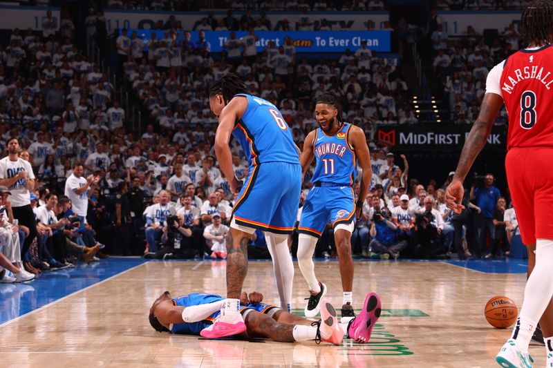 OKLAHOMA CITY, OK - APRIL 24: Jalen Williams #8 of the Oklahoma City Thunder celebrates during the game against the New Orleans Pelicans during Round 1 Game 2 of the 2024 NBA Playoffs on April 24, 2024 at Paycom Arena in Oklahoma City, Oklahoma. NOTE TO USER: User expressly acknowledges and agrees that, by downloading and or using this photograph, User is consenting to the terms and conditions of the Getty Images License Agreement. Mandatory Copyright Notice: Copyright 2024 NBAE (Photo by Zach Beeker/NBAE via Getty Images)