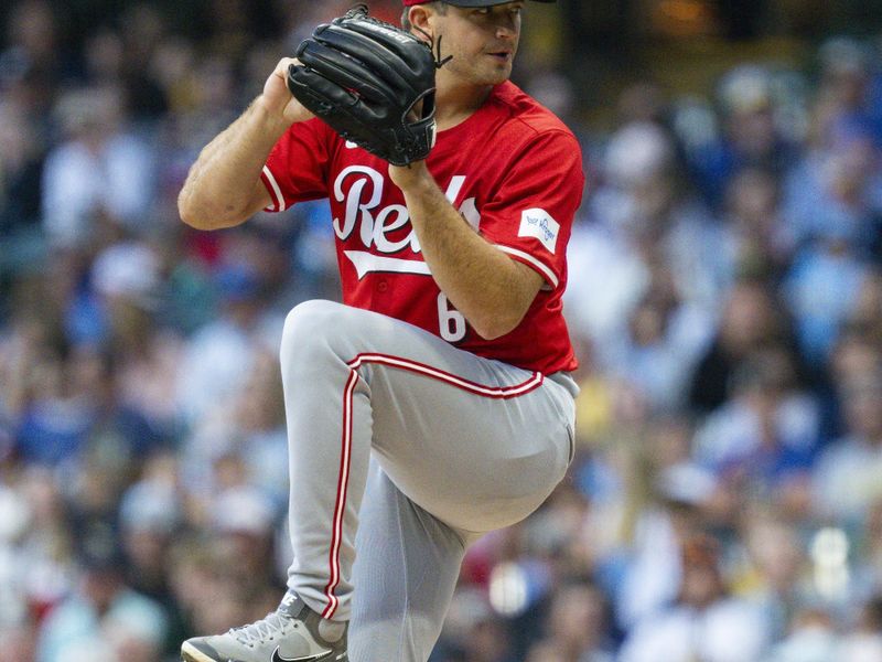 Aug 9, 2024; Milwaukee, Wisconsin, USA;  Cincinnati Reds pitcher Carson Spiers (68) throws a pitch during the first inning inning against the Milwaukee Brewers at American Family Field. Mandatory Credit: Jeff Hanisch-USA TODAY Sports