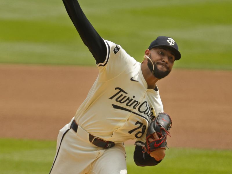 Aug 4, 2024; Minneapolis, Minnesota, USA; Minnesota Twins starting pitcher Simeon Woods Richardson (78) throws to the Chicago White Sox in the first inning at Target Field. Mandatory Credit: Bruce Kluckhohn-USA TODAY Sports