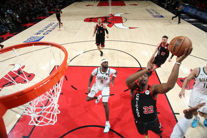 CHICAGO, IL - MARCH 1: Terry Taylor #32 of the Chicago Bulls drives to the basket during the game against the Milwaukee Bucks on March 1, 2024 at United Center in Chicago, Illinois. NOTE TO USER: User expressly acknowledges and agrees that, by downloading and or using this photograph, User is consenting to the terms and conditions of the Getty Images License Agreement. Mandatory Copyright Notice: Copyright 2024 NBAE (Photo by Gary Dineen/NBAE via Getty Images)