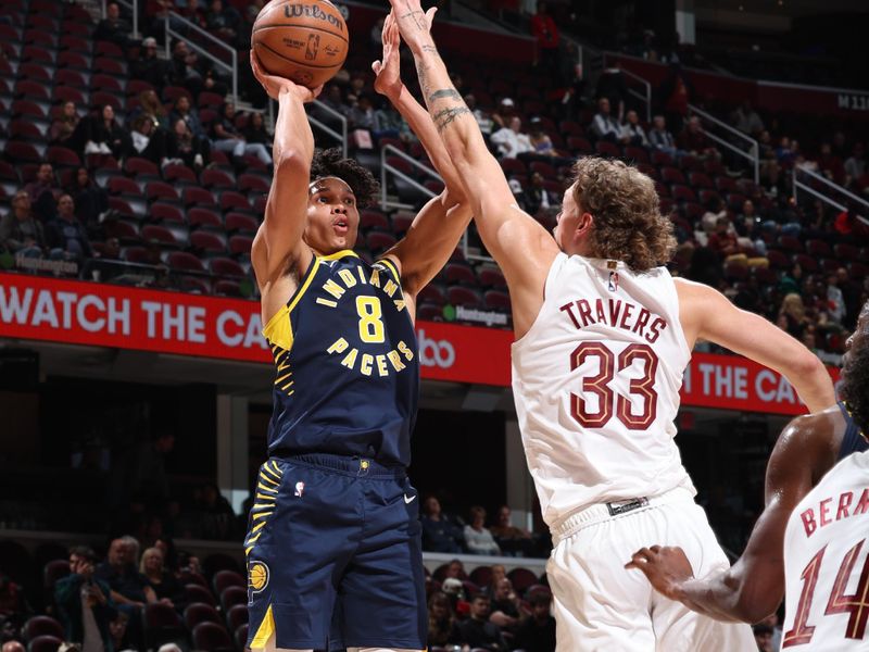 Cleveland, OH - OCTOBER 10: Enrique Freeman #8 of the Indiana Pacers shoots the ball during the game against the Cleveland Cavaliers during a NBA pre season game on October 10, 2024 at Rocket Mortgage Fieldhouse in Cleveland, Ohio. NOTE TO USER: User expressly acknowledges and agrees that, by downloading and or using this photograph, User is consenting to the terms and conditions of the Getty Images License Agreement. Mandatory Copyright Notice: Copyright 2024 NBAE (Photo by Jeff Haynes/NBAE via Getty Images)