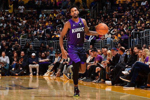 LOS ANGELES, CA - NOVEMBER 15: Malik Monk #0 of the Sacramento Kings dribbles the ball during the game against the Los Angeles Lakers on November 15, 2023 at Crypto.Com Arena in Los Angeles, California. NOTE TO USER: User expressly acknowledges and agrees that, by downloading and/or using this Photograph, user is consenting to the terms and conditions of the Getty Images License Agreement. Mandatory Copyright Notice: Copyright 2023 NBAE (Photo by Adam Pantozzi/NBAE via Getty Images)