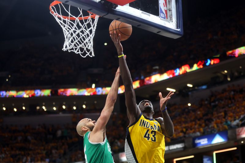 INDIANAPOLIS, INDIANA - MAY 25: Pascal Siakam #43 of the Indiana Pacers shoots the ball against Derrick White #9 of the Boston Celtics during the third quarter in Game Three of the Eastern Conference Finals at Gainbridge Fieldhouse on May 25, 2024 in Indianapolis, Indiana. NOTE TO USER: User expressly acknowledges and agrees that, by downloading and or using this photograph, User is consenting to the terms and conditions of the Getty Images License Agreement. (Photo by Stacy Revere/Getty Images)