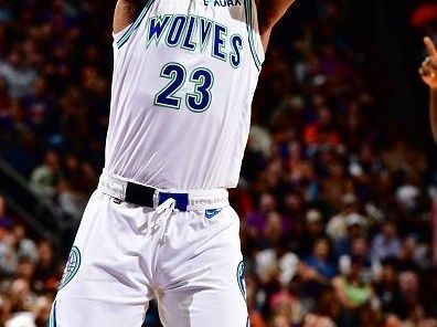 PHOENIX, AZ - NOVEMBER 15: Troy Brown Jr. #23 of the Minnesota Timberwolves shoots the ball during the game against the Phoenix Suns on November 15, 2023 at Footprint Center in Phoenix, Arizona. NOTE TO USER: User expressly acknowledges and agrees that, by downloading and or using this photograph, user is consenting to the terms and conditions of the Getty Images License Agreement. Mandatory Copyright Notice: Copyright 2023 NBAE (Photo by Barry Gossage/NBAE via Getty Images)