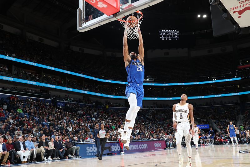 NEW ORLEANS, LA - JANUARY 15:  Spencer Dinwiddie #26 of the Dallas Mavericks drives to the basket during the game on January 15, 2025 at the Smoothie King Center in New Orleans, Louisiana. NOTE TO USER: User expressly acknowledges and agrees that, by downloading and or using this Photograph, user is consenting to the terms and conditions of the Getty Images License Agreement. Mandatory Copyright Notice: Copyright 2025 NBAE (Photo by Layne Murdoch Jr./NBAE via Getty Images)