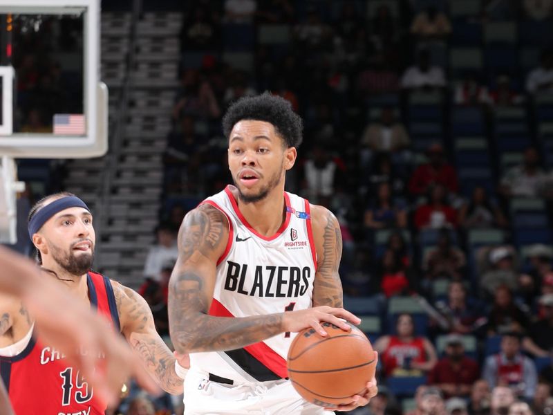 CHICAGO, IL - NOVEMBER 4: Anfernee Simons #1 of the Portland Trail Blazers dribbles the ball during the game against the New Orleans Pelicans on November 4, 2024 at Smoothie King Center in New Orleans, Louisiana. NOTE TO USER: User expressly acknowledges and agrees that, by downloading and or using this photograph, User is consenting to the terms and conditions of the Getty Images License Agreement. Mandatory Copyright Notice: Copyright 2024 NBAE (Photo by Jeff Haynes/NBAE via Getty Images)