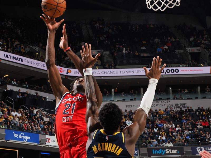 INDIANAPOLIS, IN - NOVEMBER 25: Yves Missi #21 of the New Orleans Pelicans drives to the basket during the game against the Indiana Pacers on November 25, 2024 at Gainbridge Fieldhouse in Indianapolis, Indiana. NOTE TO USER: User expressly acknowledges and agrees that, by downloading and or using this Photograph, user is consenting to the terms and conditions of the Getty Images License Agreement. Mandatory Copyright Notice: Copyright 2024 NBAE (Photo by Ron Hoskins/NBAE via Getty Images)