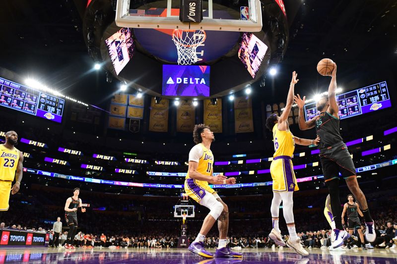 LOS ANGELES, CA - FEBRUARY 29: Marvin Bagley III #35 of the Washington Wizards drives to the basket during the game against the Los Angeles Lakers on February 29, 2024 at Crypto.Com Arena in Los Angeles, California. NOTE TO USER: User expressly acknowledges and agrees that, by downloading and/or using this Photograph, user is consenting to the terms and conditions of the Getty Images License Agreement. Mandatory Copyright Notice: Copyright 2024 NBAE (Photo by Adam Pantozzi/NBAE via Getty Images)