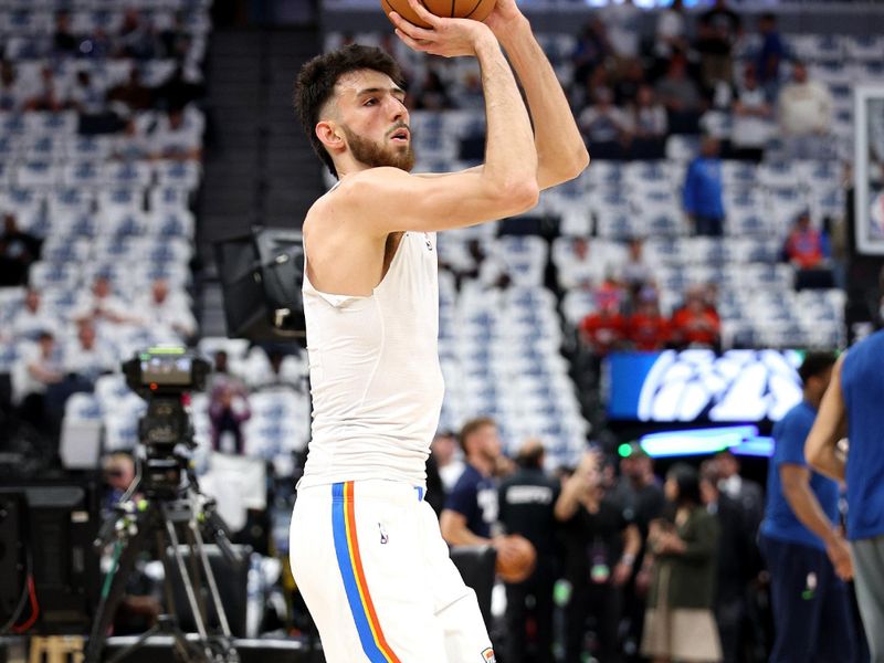 MINNEAPOLIS, MINNESOTA - MAY 24: Chet Holmgren #7 of the Oklahoma City Thunder warms up prior to Game Three of the Western Conference Finals of the 2025 NBA Playoffs against the Minnesota Timberwolves at Target Center on May 24, 2025 in Minneapolis, Minnesota. NOTE TO USER: User expressly acknowledges and agrees that, by downloading and or using this photograph, User is consenting to the terms and conditions of the Getty Images License Agreement. (Photo by David Berding/Getty Images)